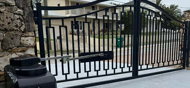 Swing Gate Opener with Keypad Carol Stream